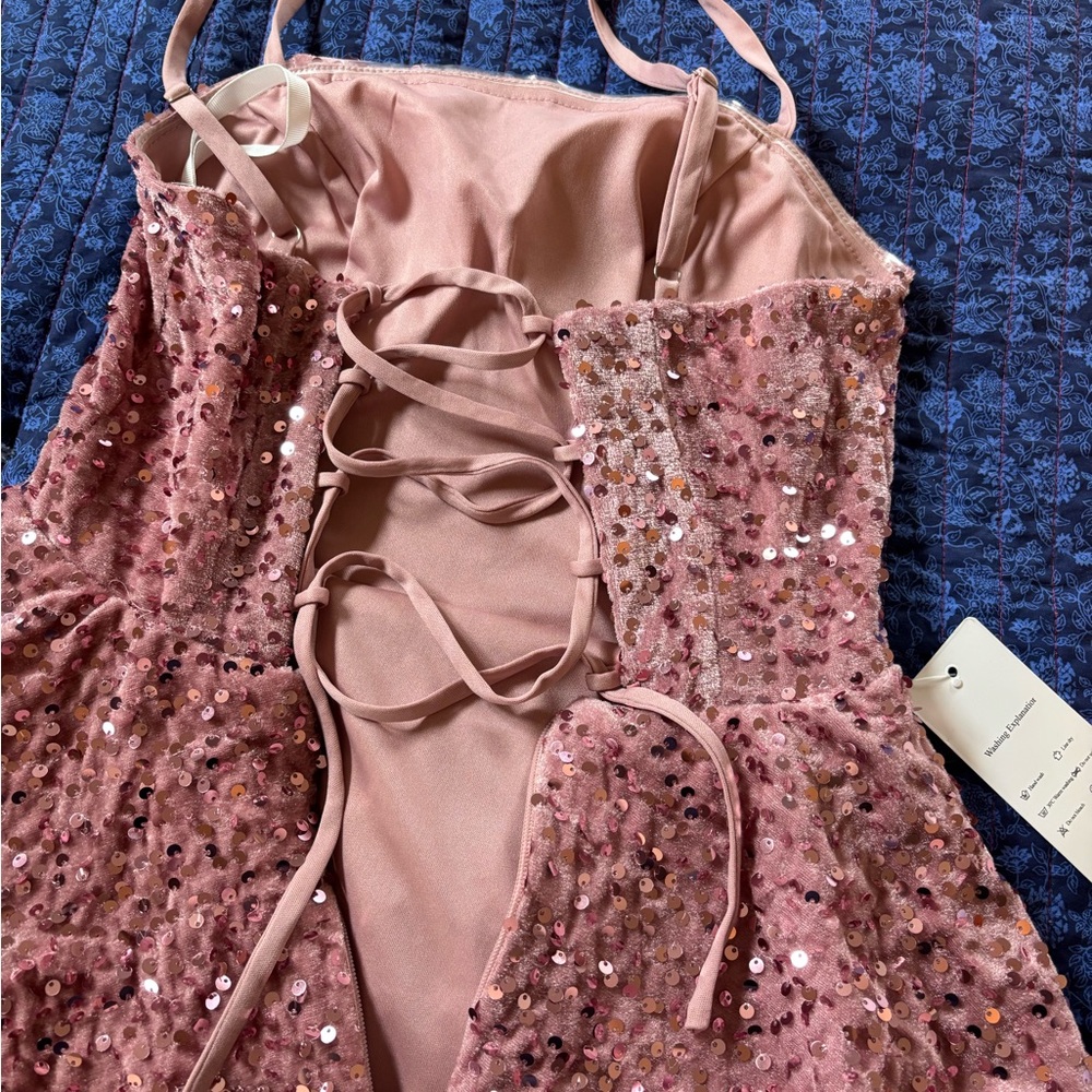 Rose pink Sequin Dress - Picture 5 of 9